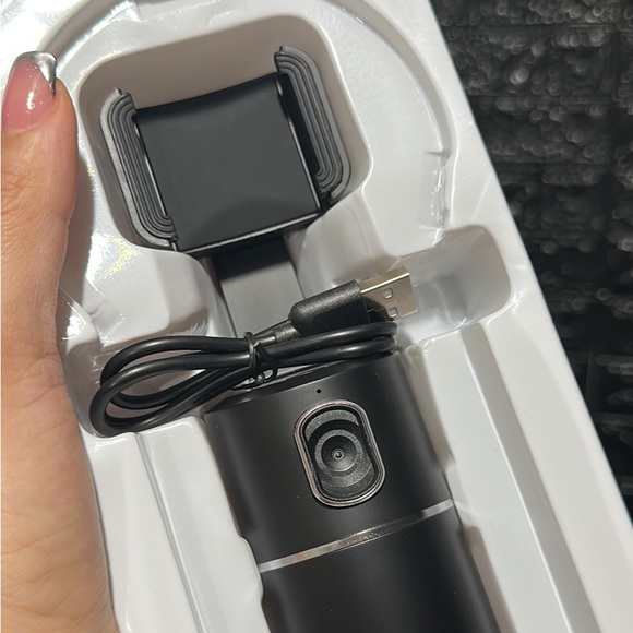 Face tracking content creating device brand new never used - Picture 2 of 3